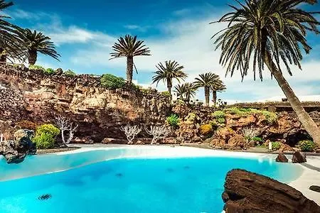 The Colors House, 639 Private *