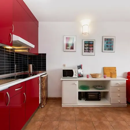 The Colors House, 639 Private Apartment *