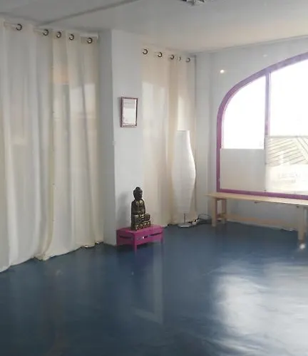 The Colors House, 639 Private